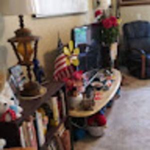 Meet your Posher, Charlene